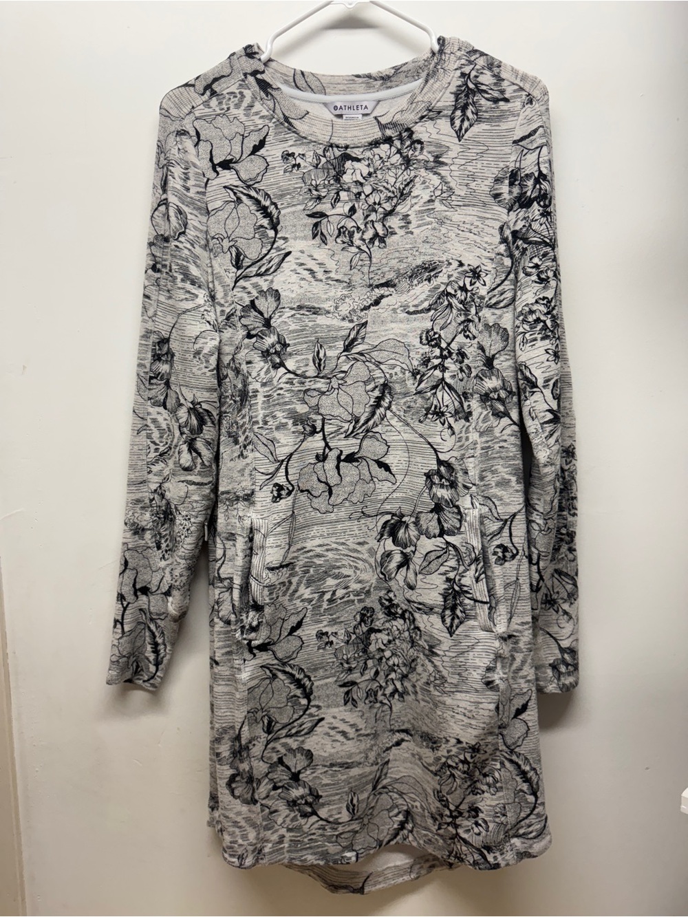 Athleta Floral Long Sleeve Dress in Gray and Black Medium Tall